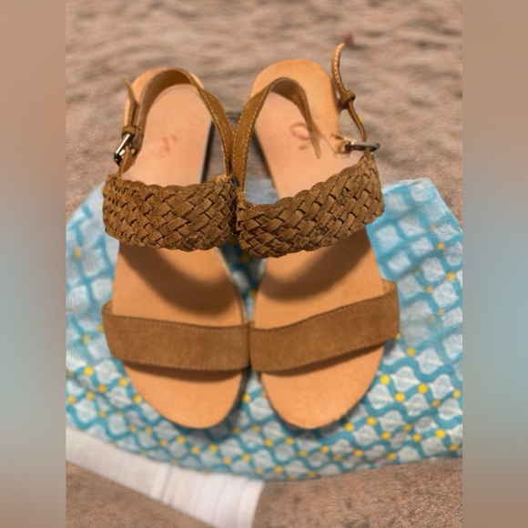 Lucky Brand Tan Women Sandals - Picture 1 of 6